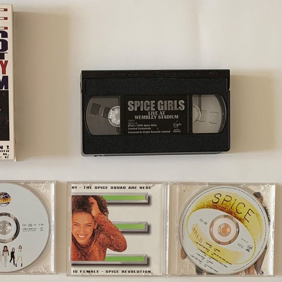 Spice Girls - Spice Girls Live @ Wembley Stadium VHS + Spice & Spiceworld CD - Picture 4 of 7